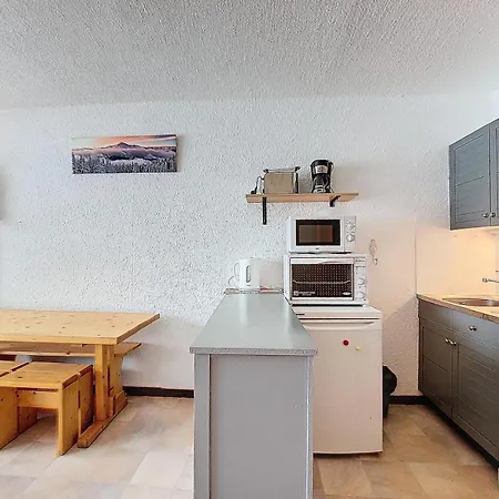 Apartment Les De La Rosiere - Pour 4 Personnes 404 Montvalezan