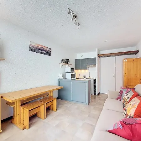 Apartment Les De La Rosiere - Pour 4 Personnes 404 Montvalezan